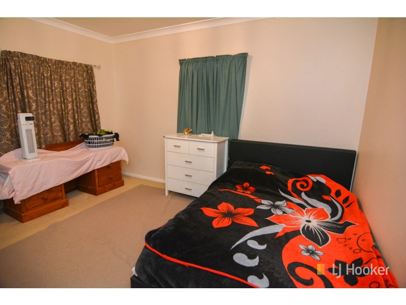 27 Hume Avenue, Wallerawang NSW 2845