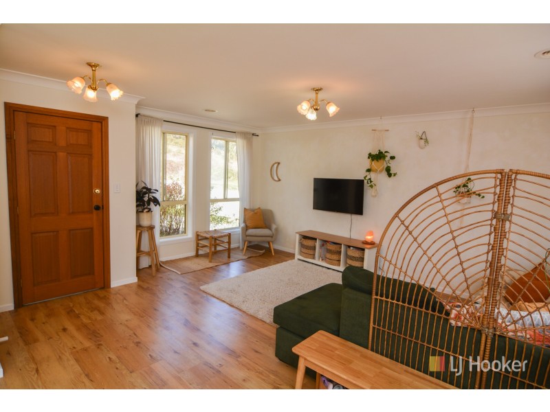 26 Crane Road, Lithgow NSW 2790