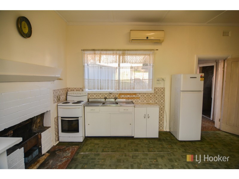 105 Chifley Road, Lithgow NSW 2790