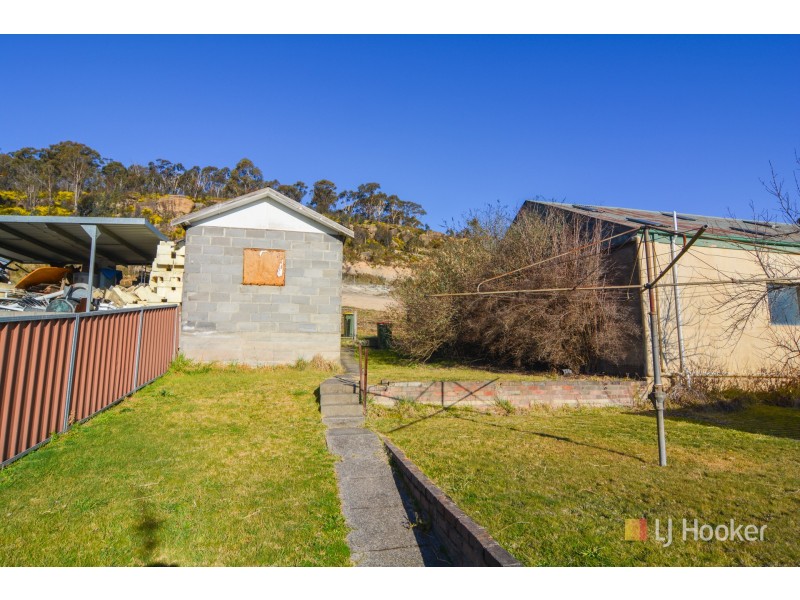 105 Chifley Road, Lithgow NSW 2790