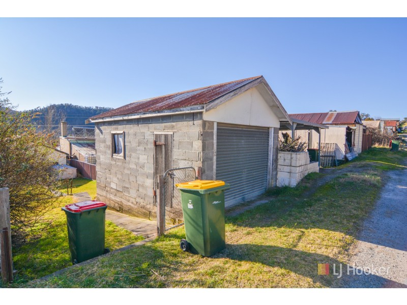 105 Chifley Road, Lithgow NSW 2790