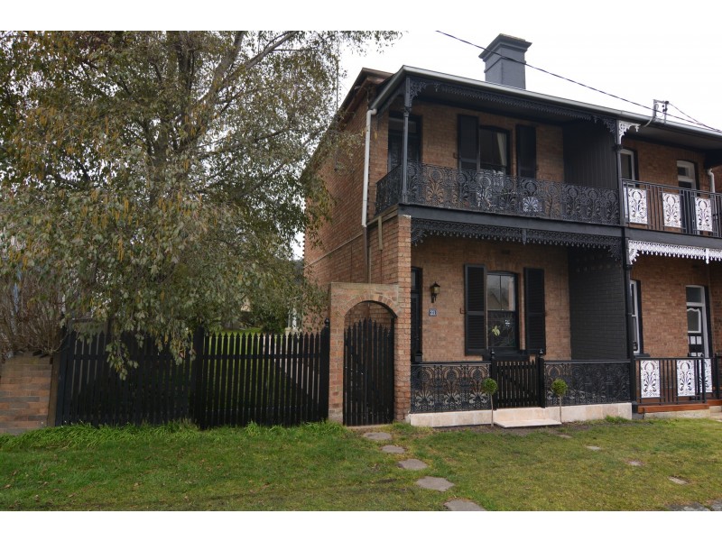 21 Inch Street, Lithgow NSW 2790