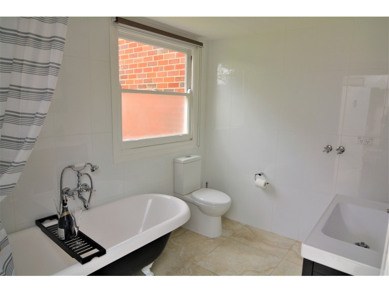 21 Inch Street, Lithgow NSW 2790