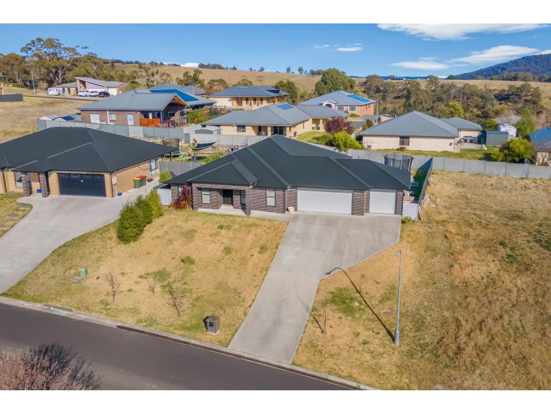 34 James O’Donnell Drive, Lithgow NSW 2790