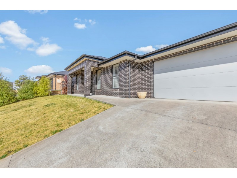 34 James O’Donnell Drive, Lithgow NSW 2790