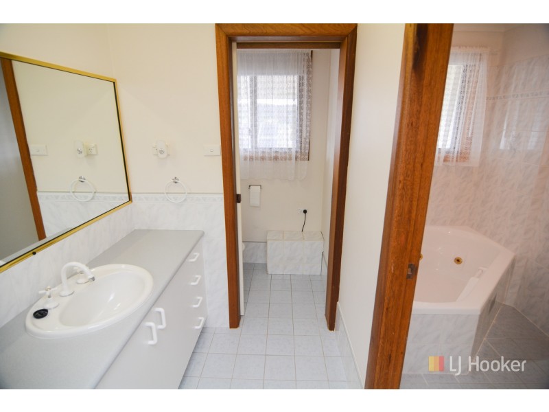 20 Hepburn Street, Lithgow NSW 2790