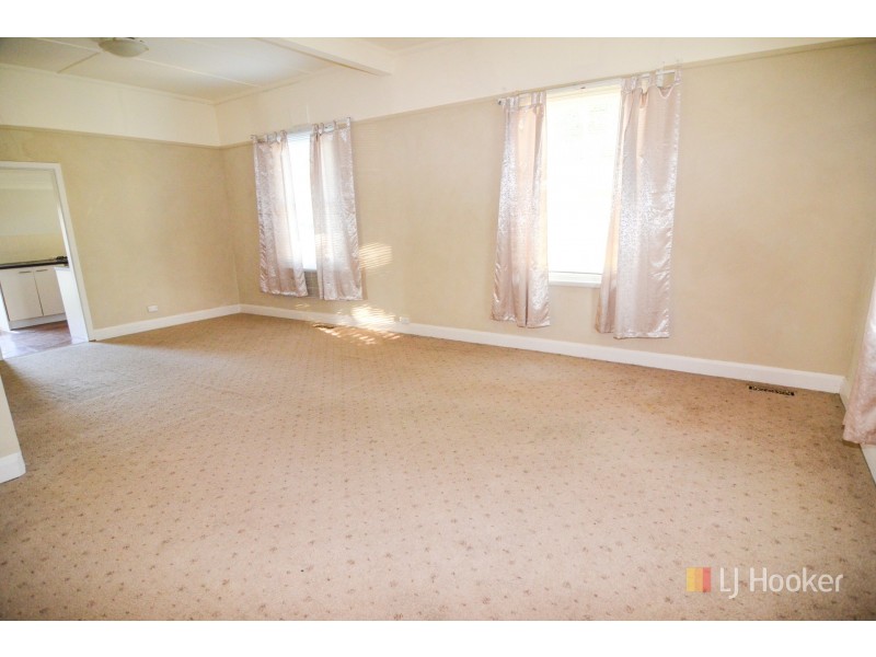 1 The Circle, Lithgow NSW 2790