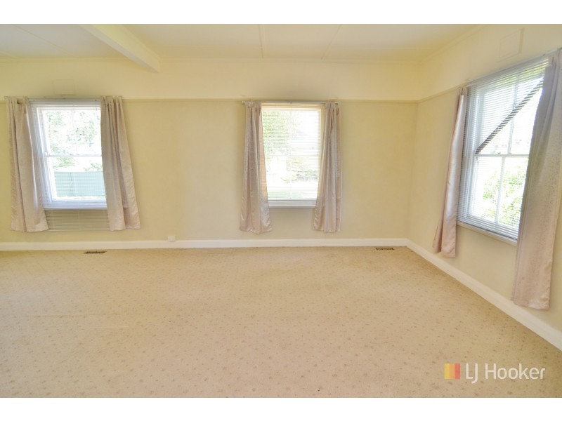 1 The Circle, Lithgow NSW 2790