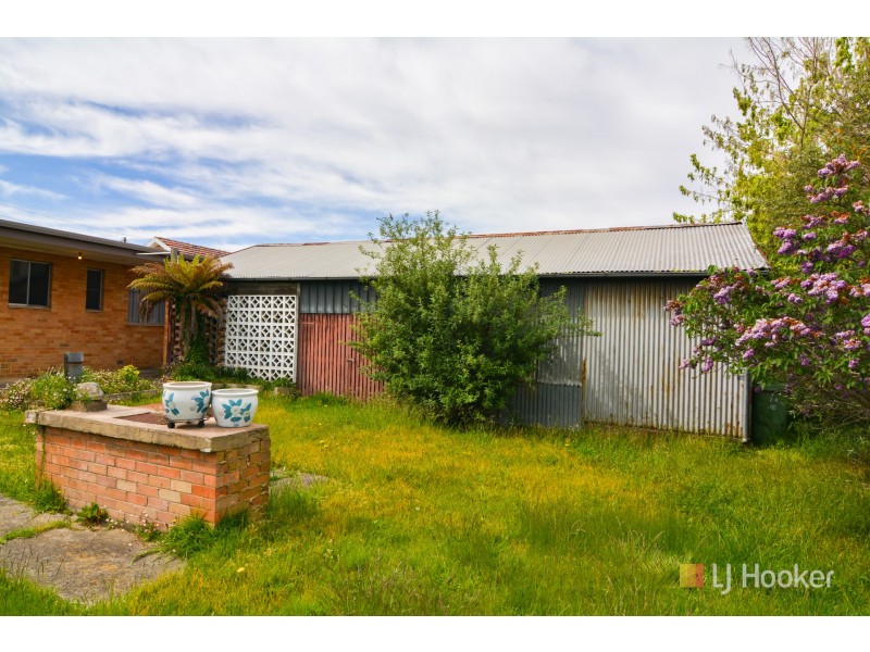 74 Rifle Parade, Lithgow NSW 2790