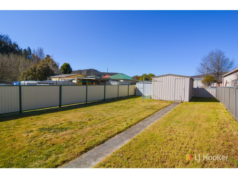49 Tank Street, Lithgow NSW 2790