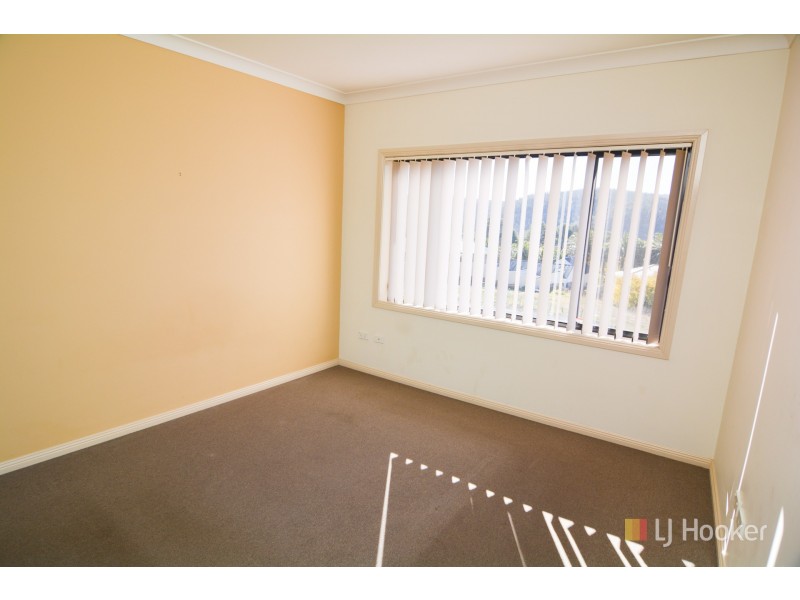8/4 Hill Street, Lithgow NSW 2790