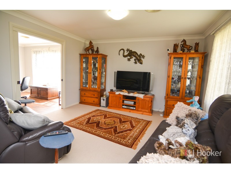 10 Park Avenue, Portland NSW 2847