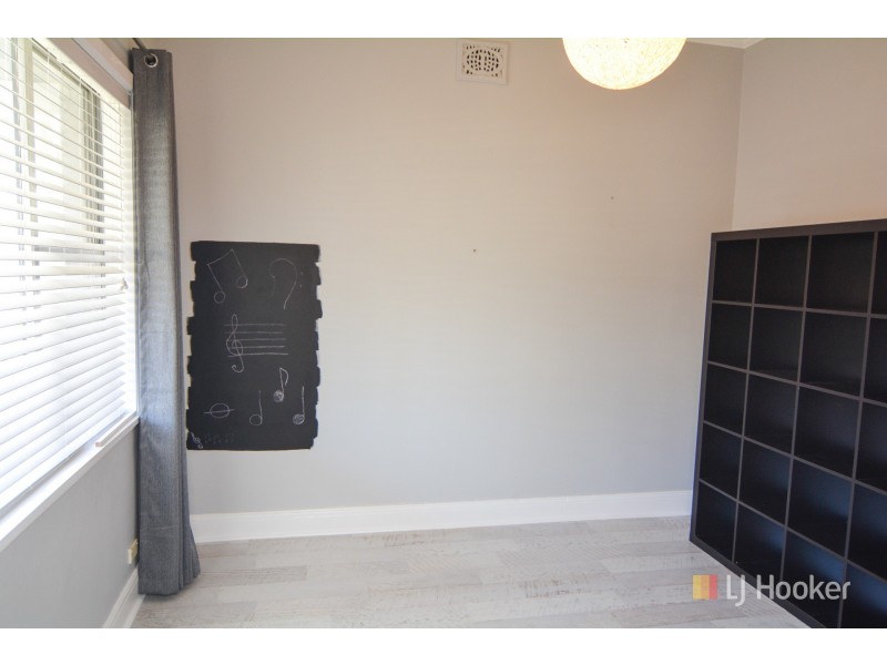 11 Academy Street, Lithgow NSW 2790