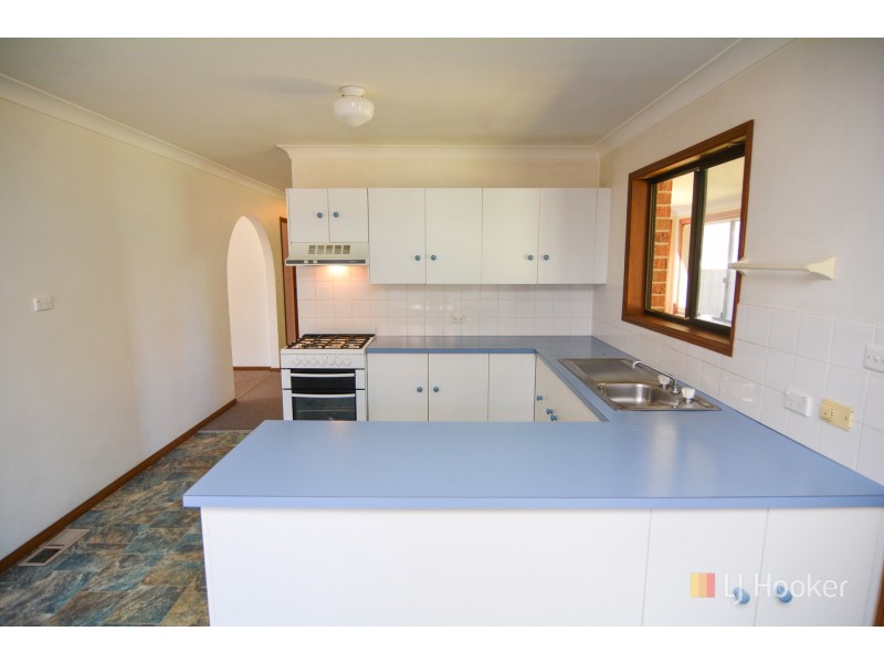16 Heffernan Place, Lithgow NSW 2790