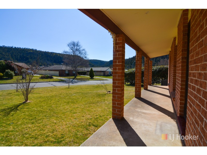 16 Heffernan Place, Lithgow NSW 2790