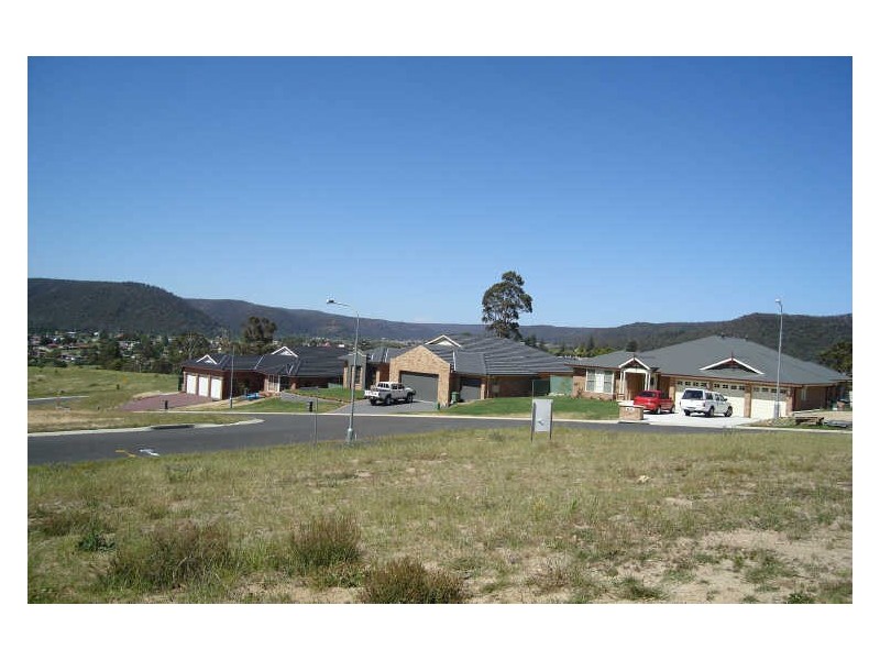 Hillcrest Estate, Bowenfels NSW 2790