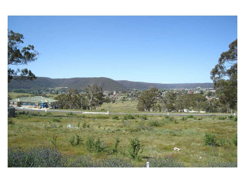 Hillcrest Estate, Bowenfels NSW 2790