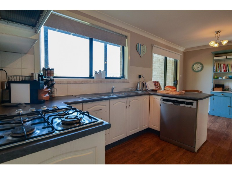 10 Walker Drive, Wallerawang NSW 2845