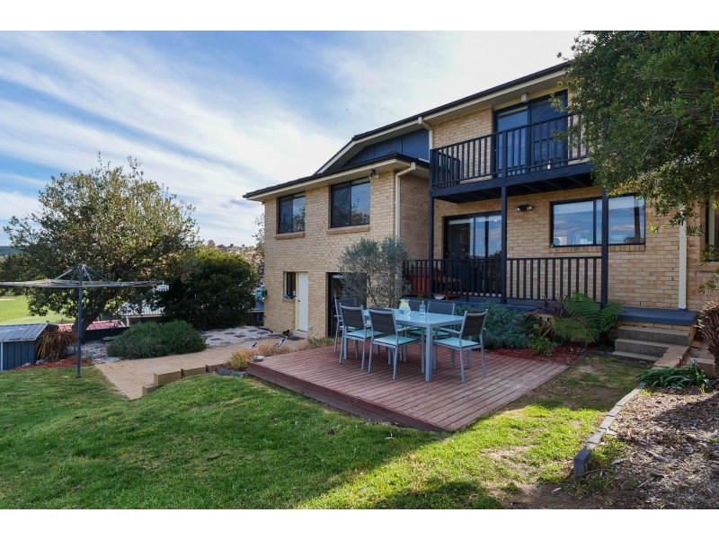 10 Walker Drive, Wallerawang NSW 2845