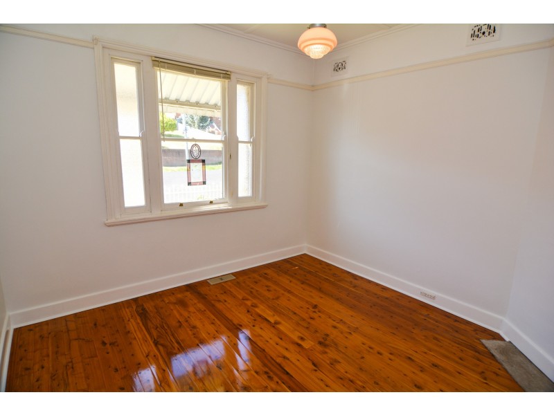 54 Ferro Street, Lithgow NSW 2790