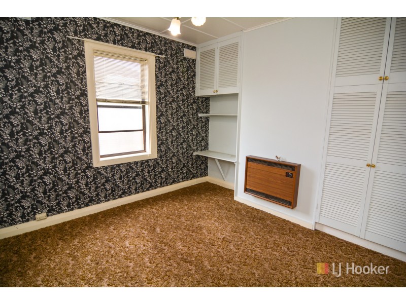 6 Academy Street, Lithgow NSW 2790