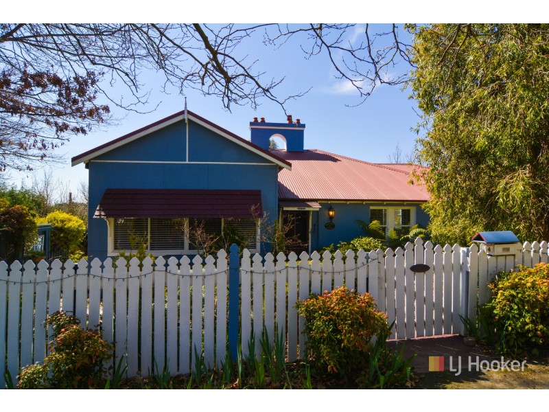 4 Bellevue Place, Portland NSW 2847