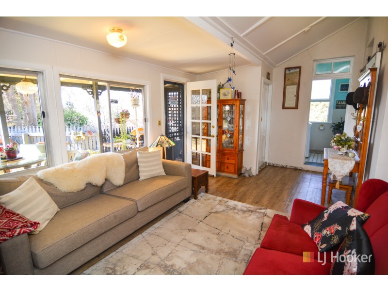 4 Bellevue Place, Portland NSW 2847