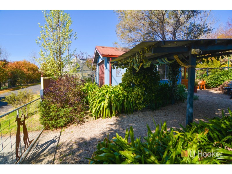 4 Bellevue Place, Portland NSW 2847