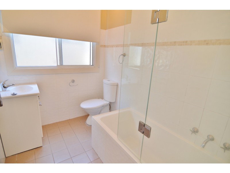 86 Martini Parade, Lithgow NSW 2790