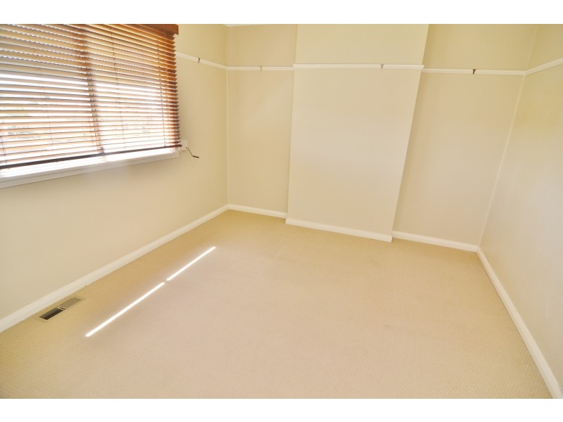 86 Martini Parade, Lithgow NSW 2790