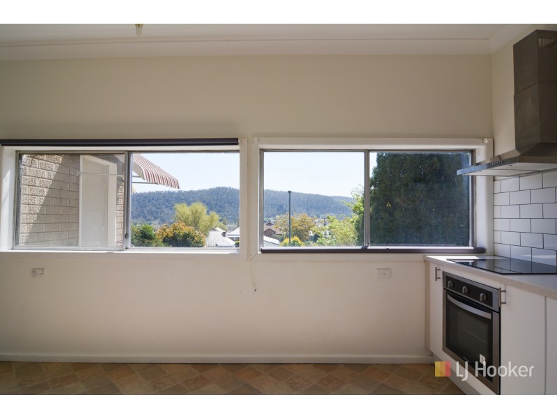 28 Hill Street, Lithgow NSW 2790