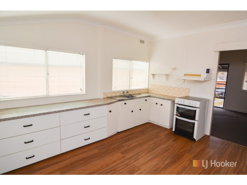 32 Inner Crescent, Lithgow NSW 2790