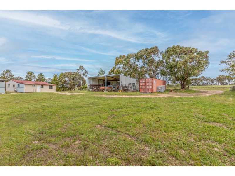 16 Camerons Road, Running Stream NSW 2850