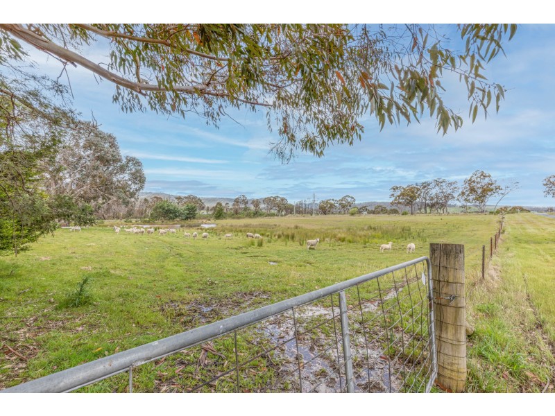 16 Camerons Road, Running Stream NSW 2850