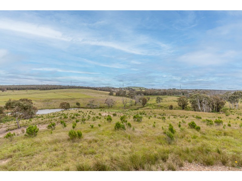 16 Camerons Road, Running Stream NSW 2850