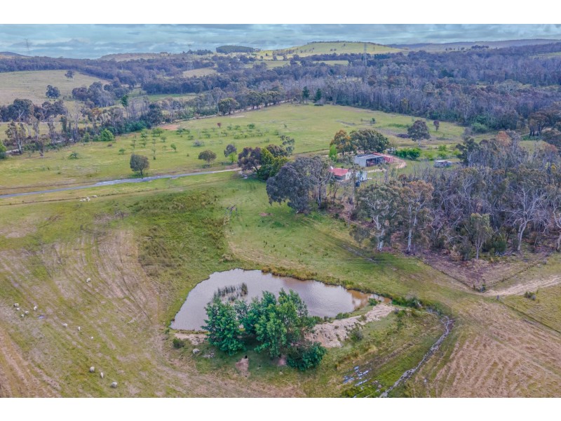 16 Camerons Road, Running Stream NSW 2850