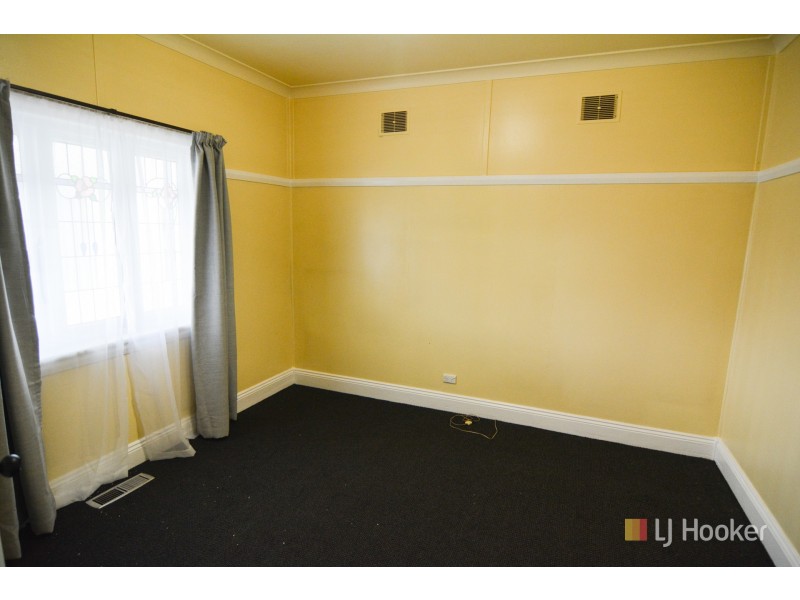 15 Clarice Street, Lithgow NSW 2790