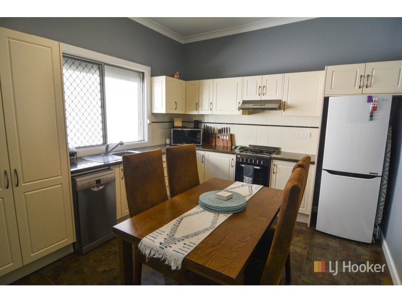 88 Sandford Avenue, Lithgow NSW 2790