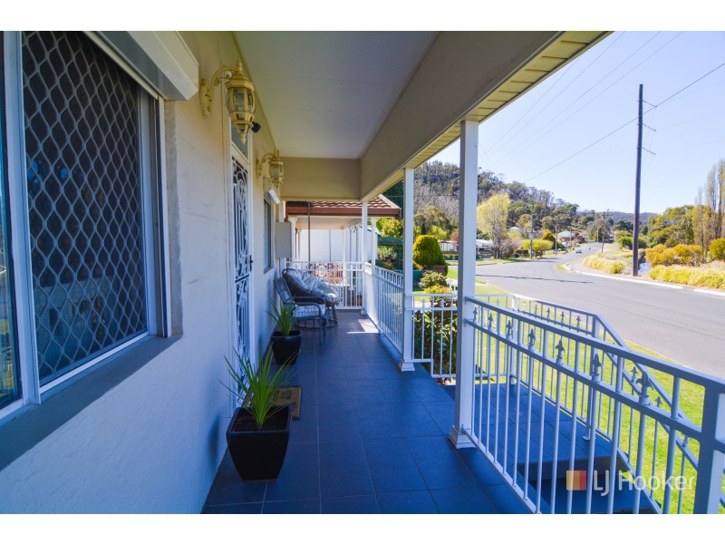 88 Sandford Avenue, Lithgow NSW 2790