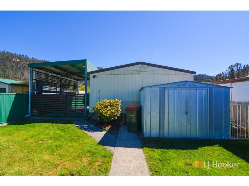 88 Sandford Avenue, Lithgow NSW 2790