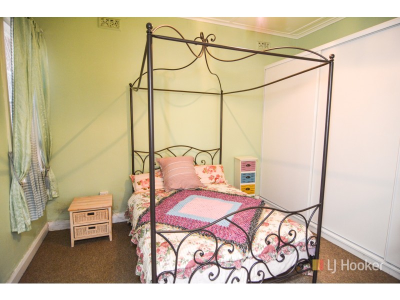 153 Mort Street, Lithgow NSW 2790