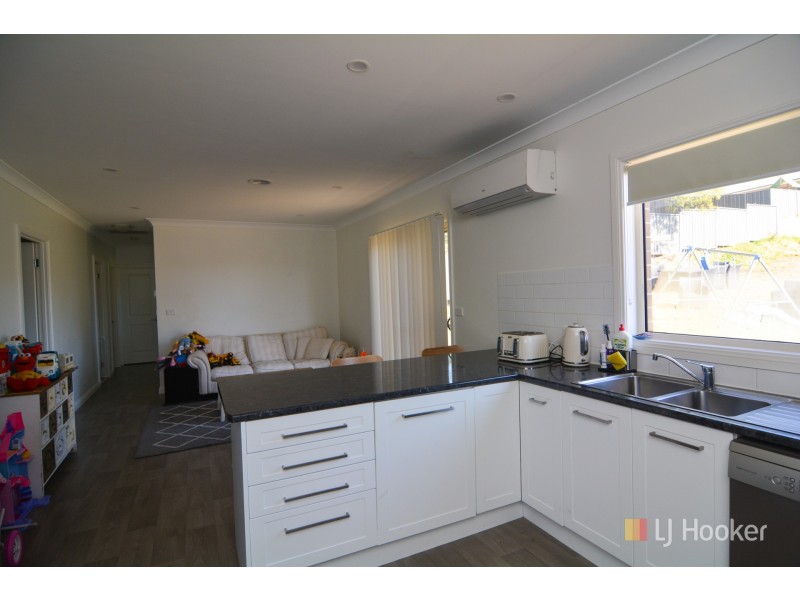 2 Kirby Avenue, Lithgow NSW 2790
