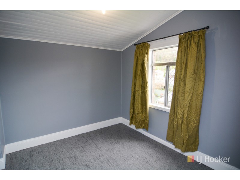13 Waratah Street, Lithgow NSW 2790