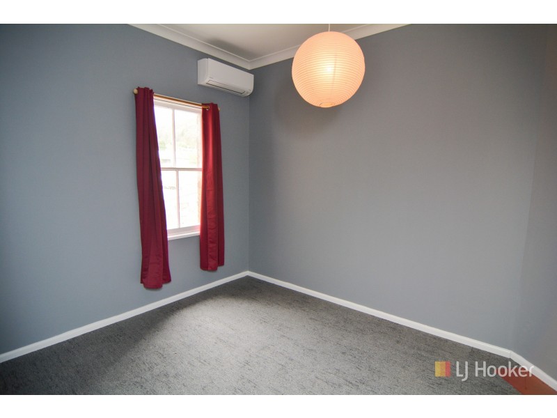 13 Waratah Street, Lithgow NSW 2790