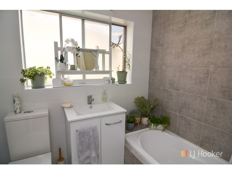 76 Calero Street, Lithgow NSW 2790