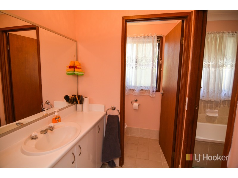 3 Corderoy Place, Wallerawang NSW 2845