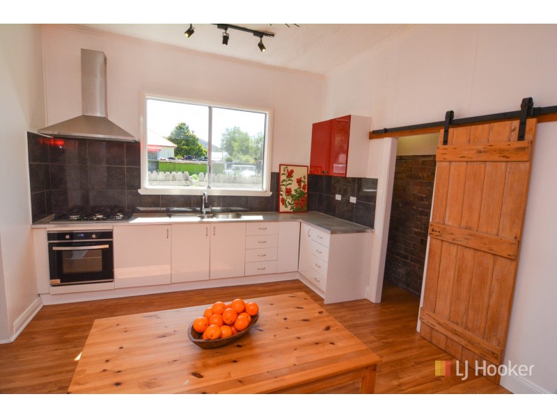 13 Geordie Street, Lithgow NSW 2790