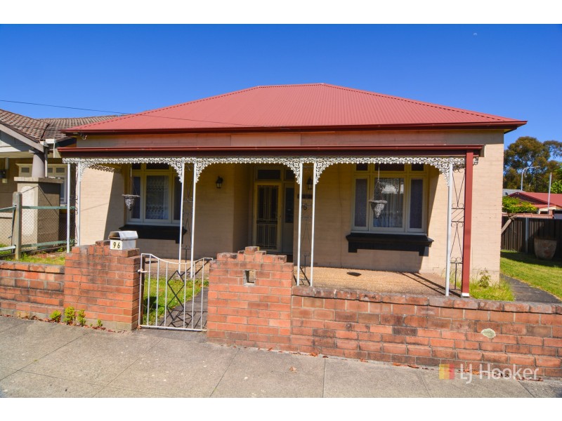 96 Calero Street, Lithgow NSW 2790