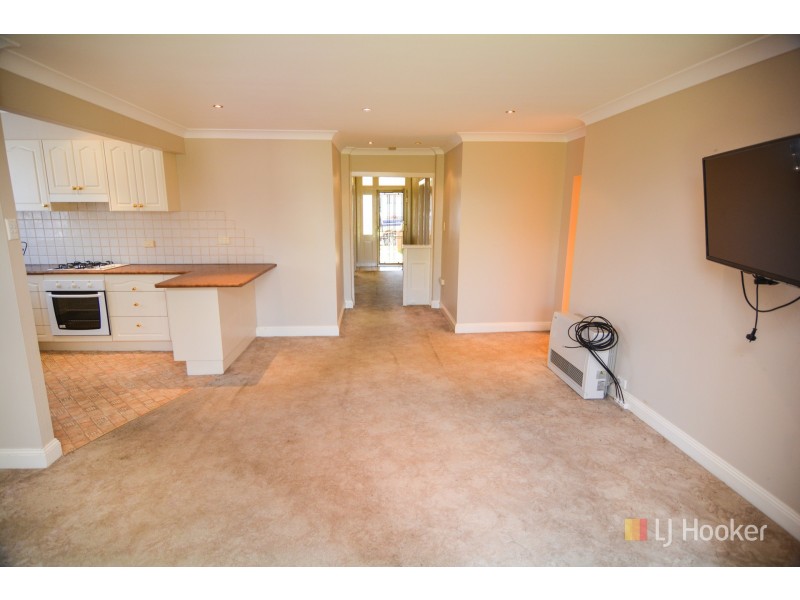 96 Calero Street, Lithgow NSW 2790