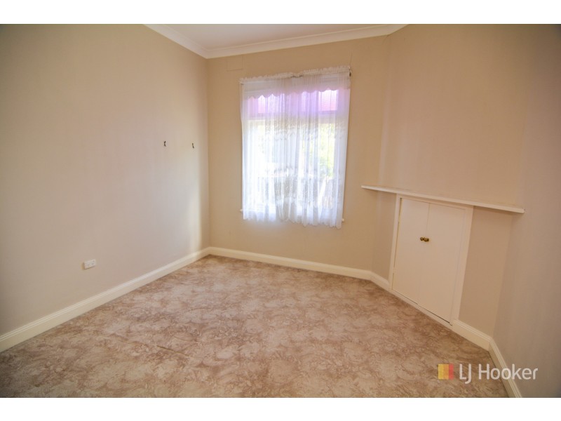 96 Calero Street, Lithgow NSW 2790
